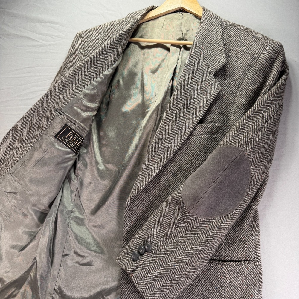 Farah Tweed Sport Coat Blazer Mens 38R Two Button Gray Herringbone Wool Elbow